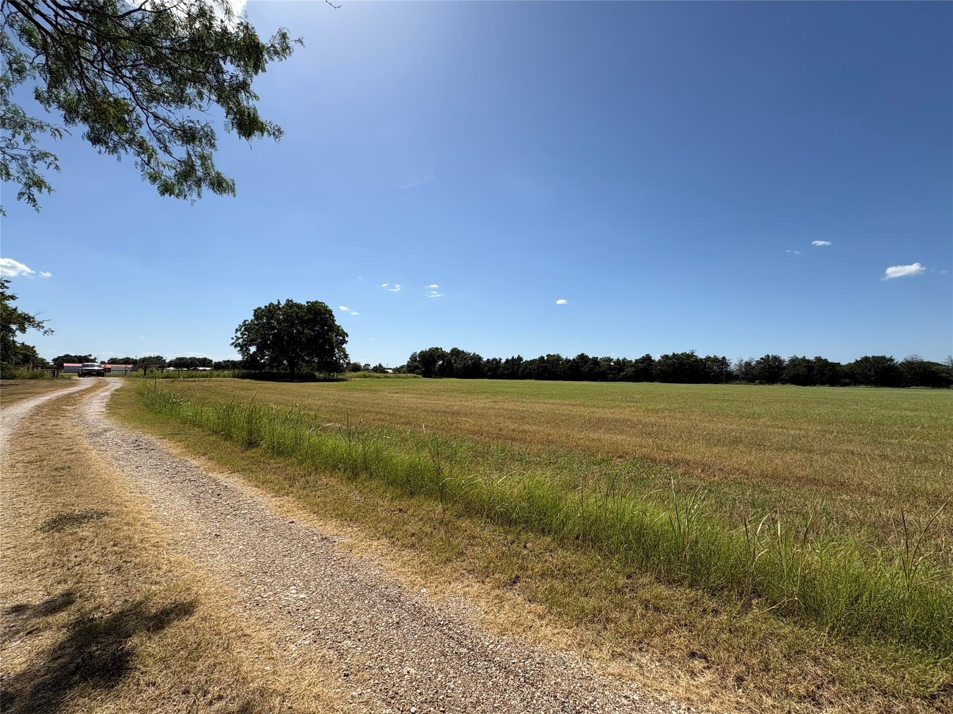 11.61 acres in Falls County - photo 2