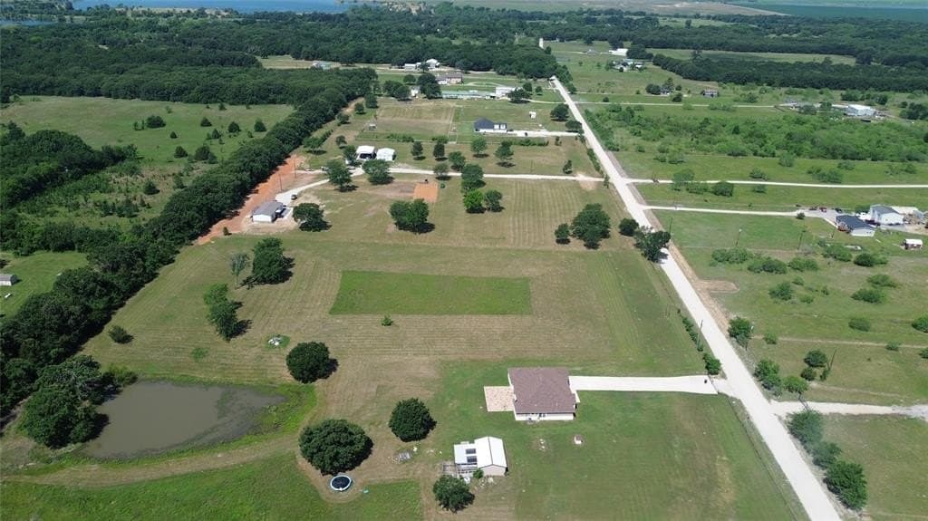 2.1 acres in Kaufman County gallery image 3