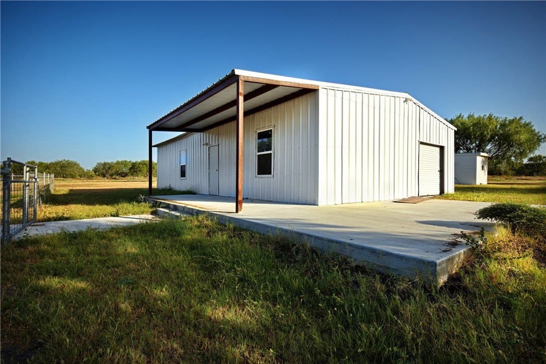 100,000 acres in San Patricio County - photo 35