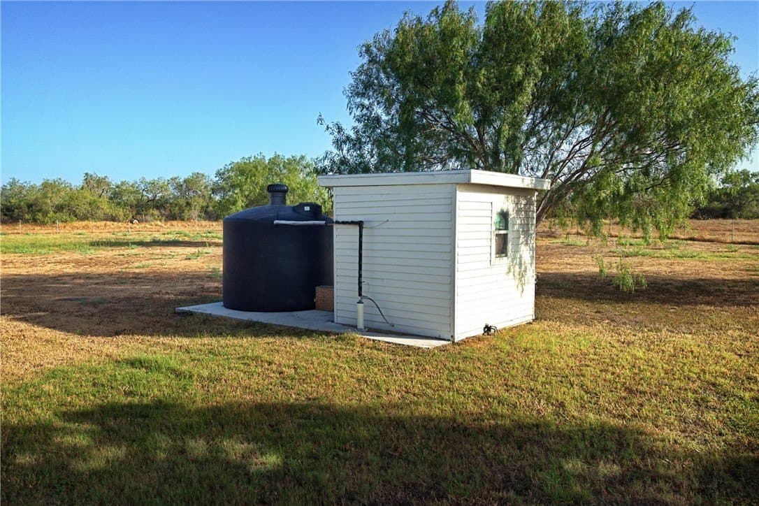 100,000 acres in San Patricio County - photo 40