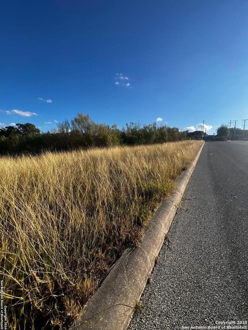 1.71 acres in Bexar County - photo 6