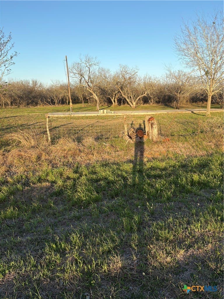 5 acres in Victoria County gallery image 3