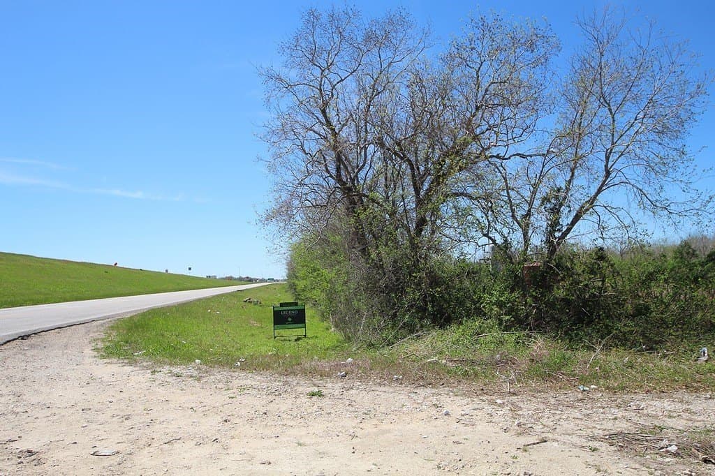 21.66 acres in Brazoria County - photo 21