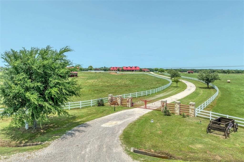 63 acres in Grayson County gallery image 2