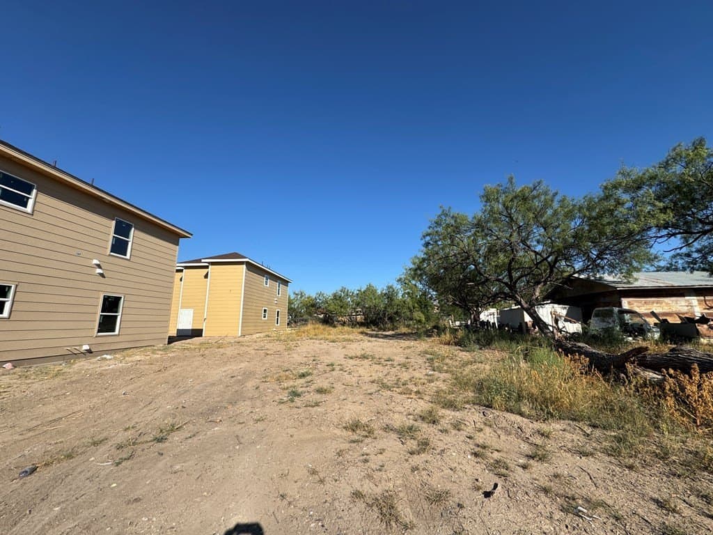 0.17 acres in Maverick County gallery image 2