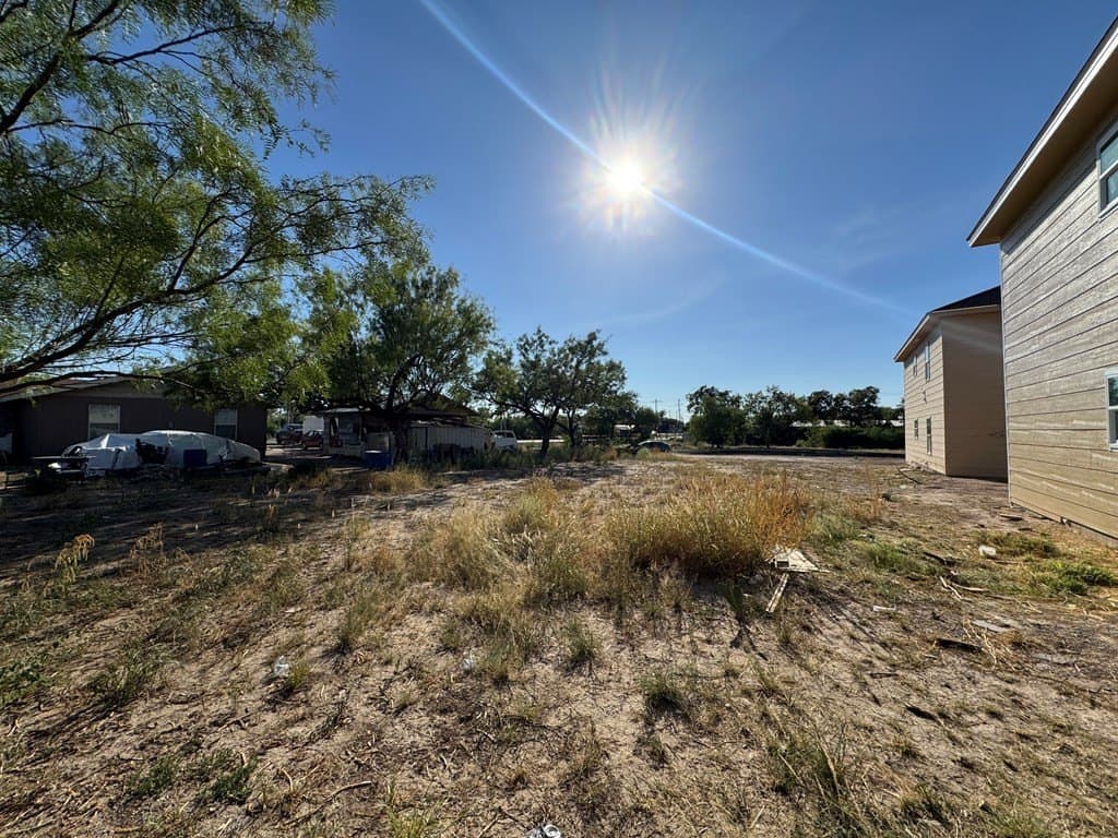 0.17 acres in Maverick County gallery image 4