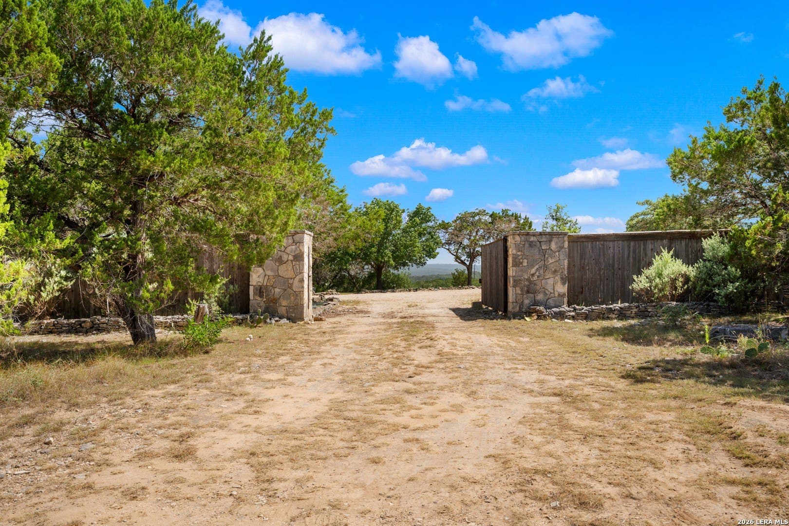 30 acres in Kerr County - photo 6