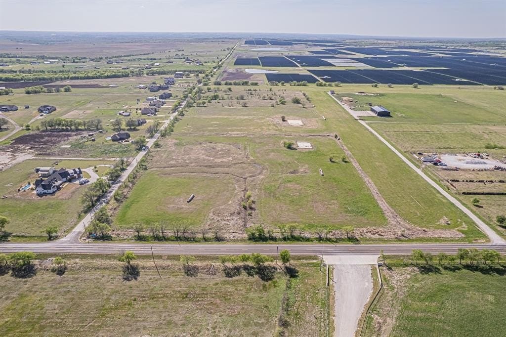 23.76 acres in Denton County