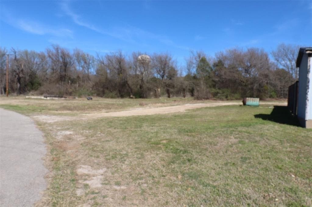 0.84 acres in Parker County