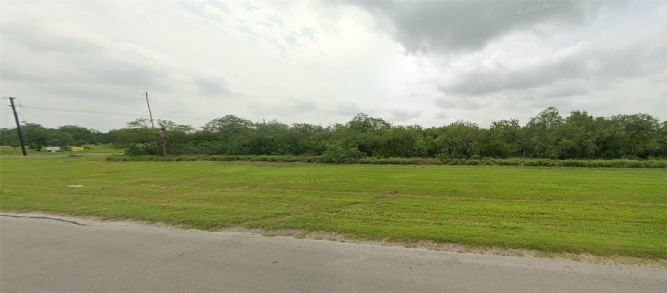 2.2 acres in Jim Wells County gallery image 3