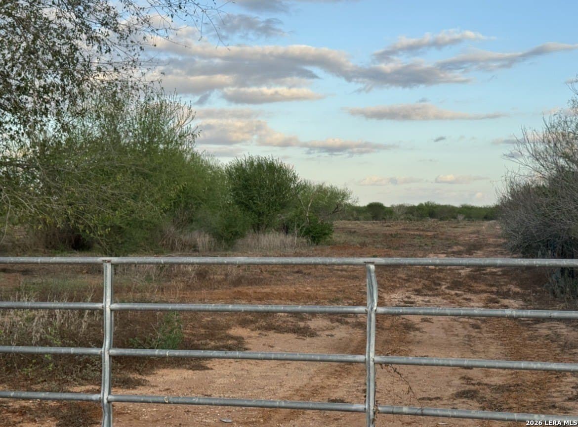5.94 acres in Jim Hogg County - photo 8