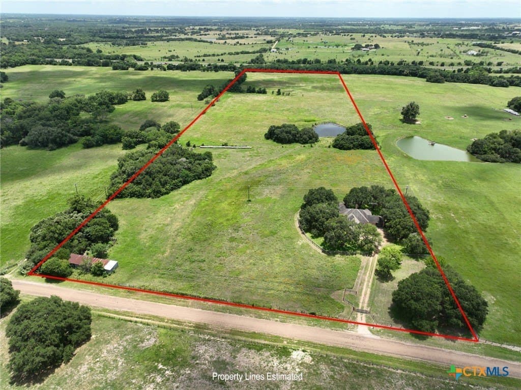 33.86 acres in Fayette County
