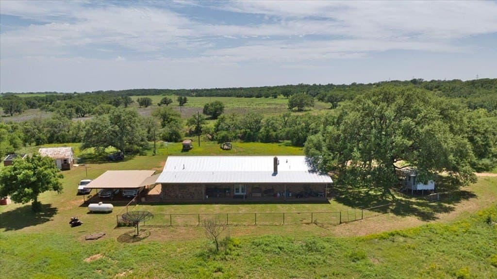 524.38 acres in Mason County - photo 11