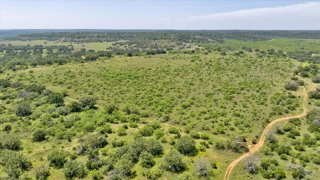 524.38 acres in Mason County - photo 44