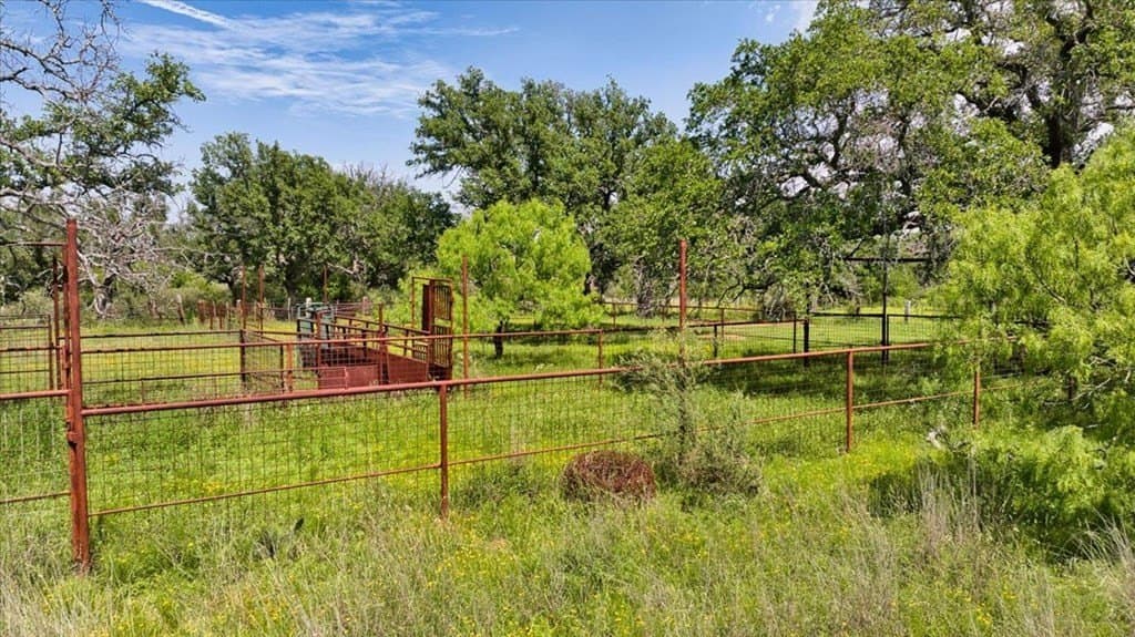 524.38 acres in Mason County - photo 65