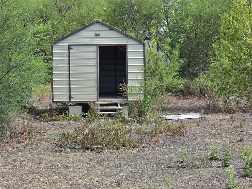 2.69 acres in San Patricio County - photo 7