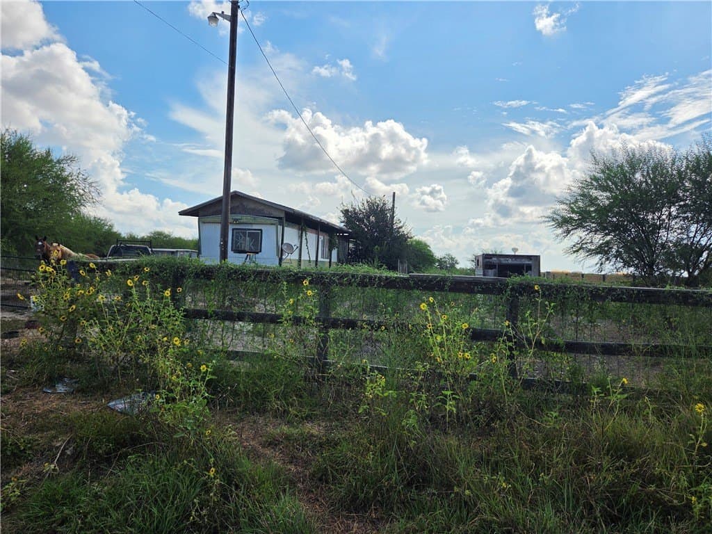 2.69 acres in San Patricio County - photo 5