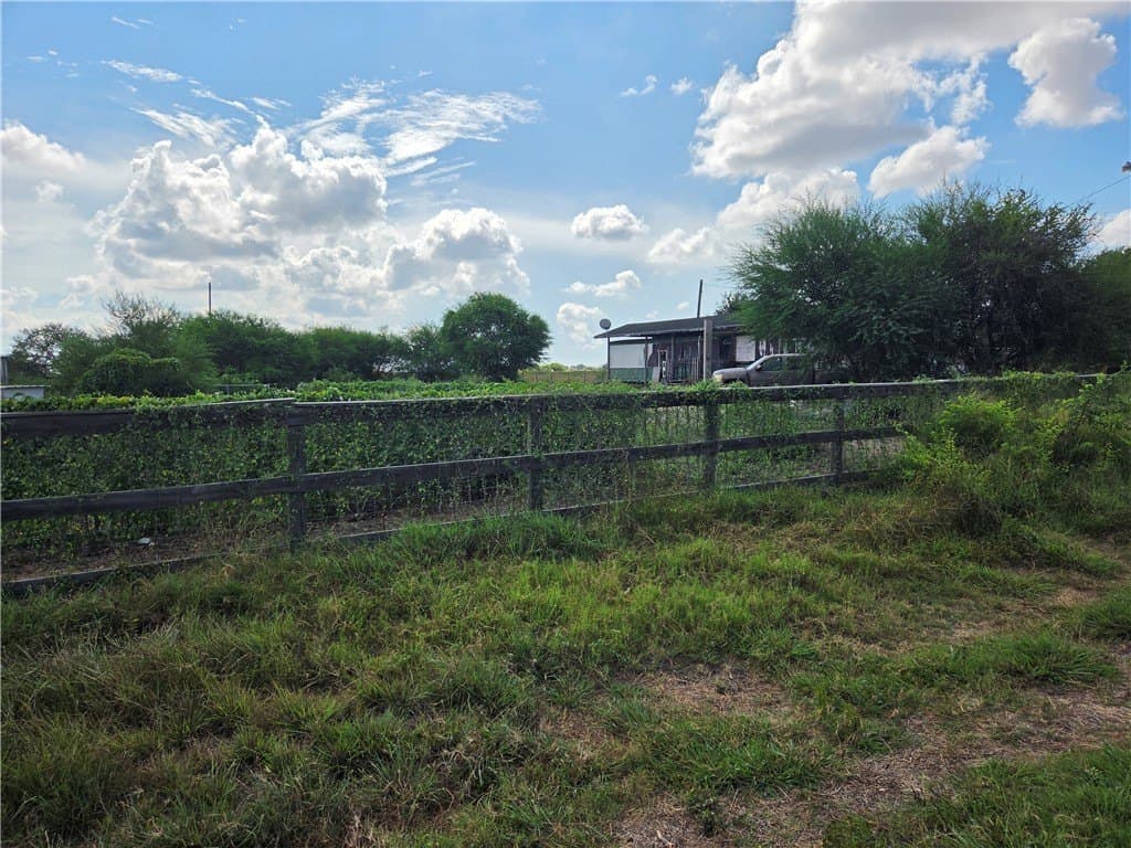 2.69 acres in San Patricio County - photo 3