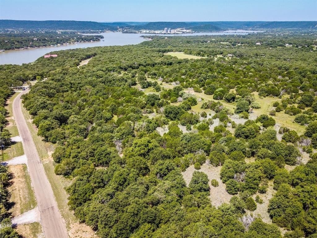 1.02 acres in Palo Pinto County gallery image 3