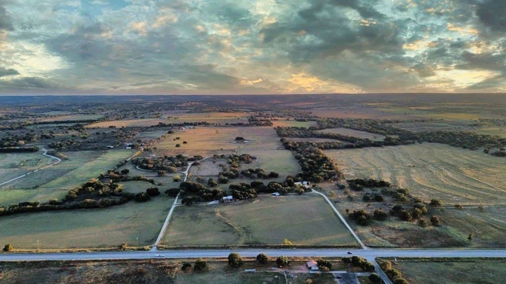 10.35 acres in Gillespie County gallery image 3