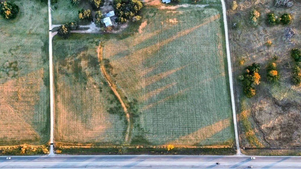 10.35 acres in Gillespie County gallery image 4