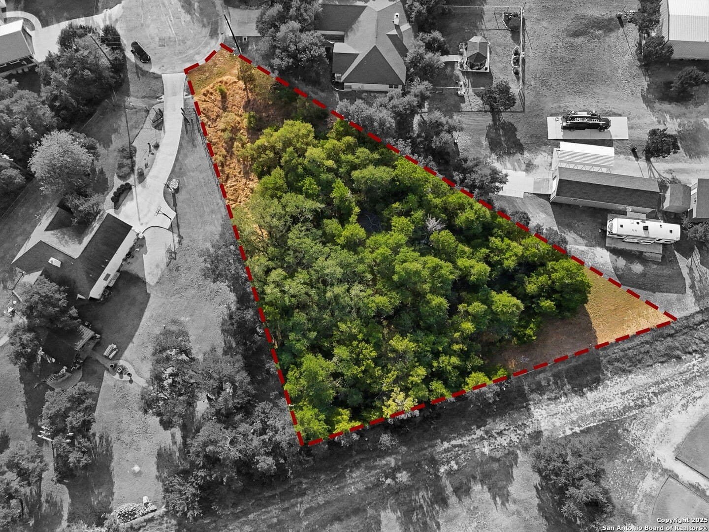 0.64 acres in Comal County gallery image 3