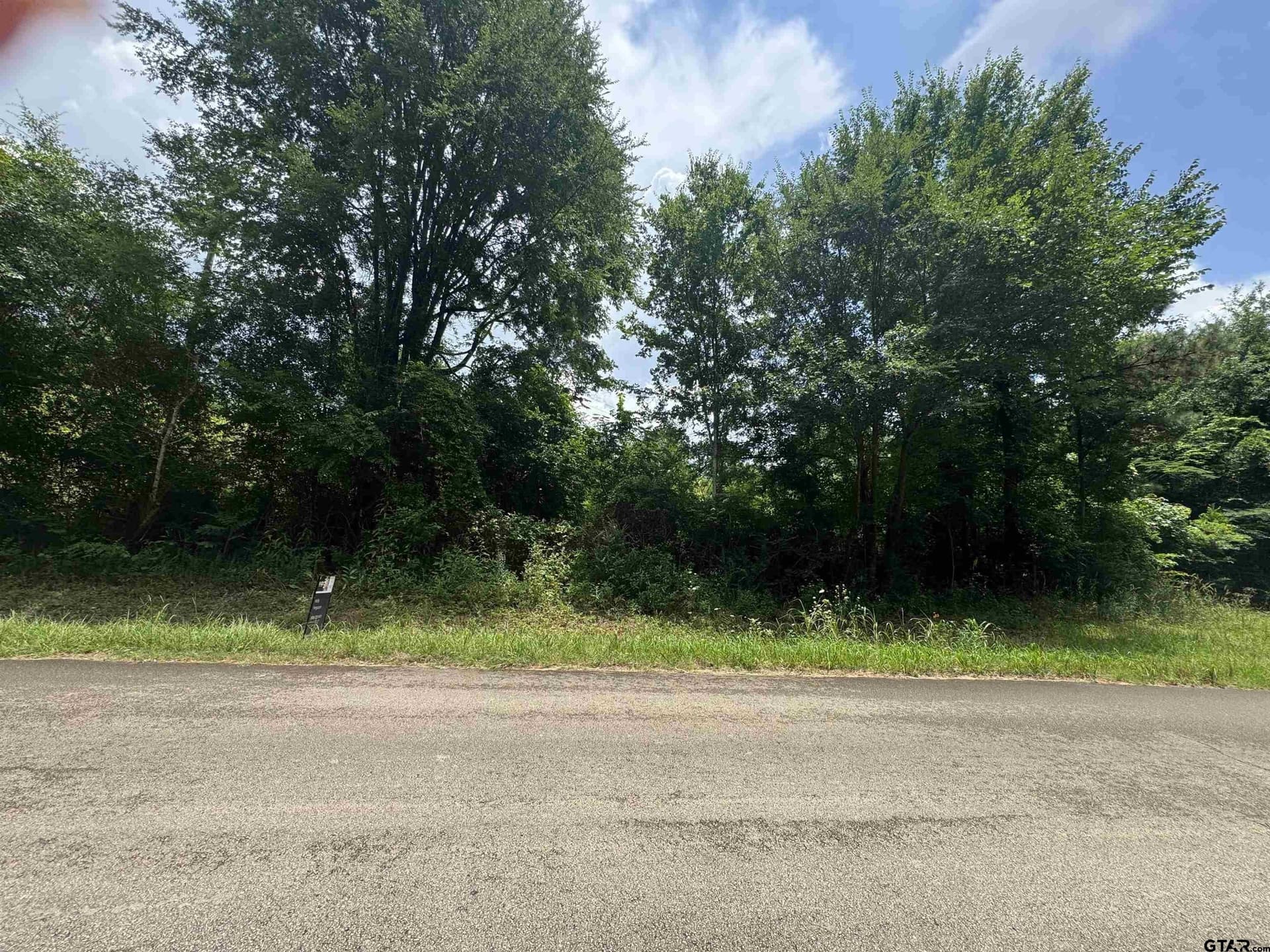 1.28 acres in Smith County featured view