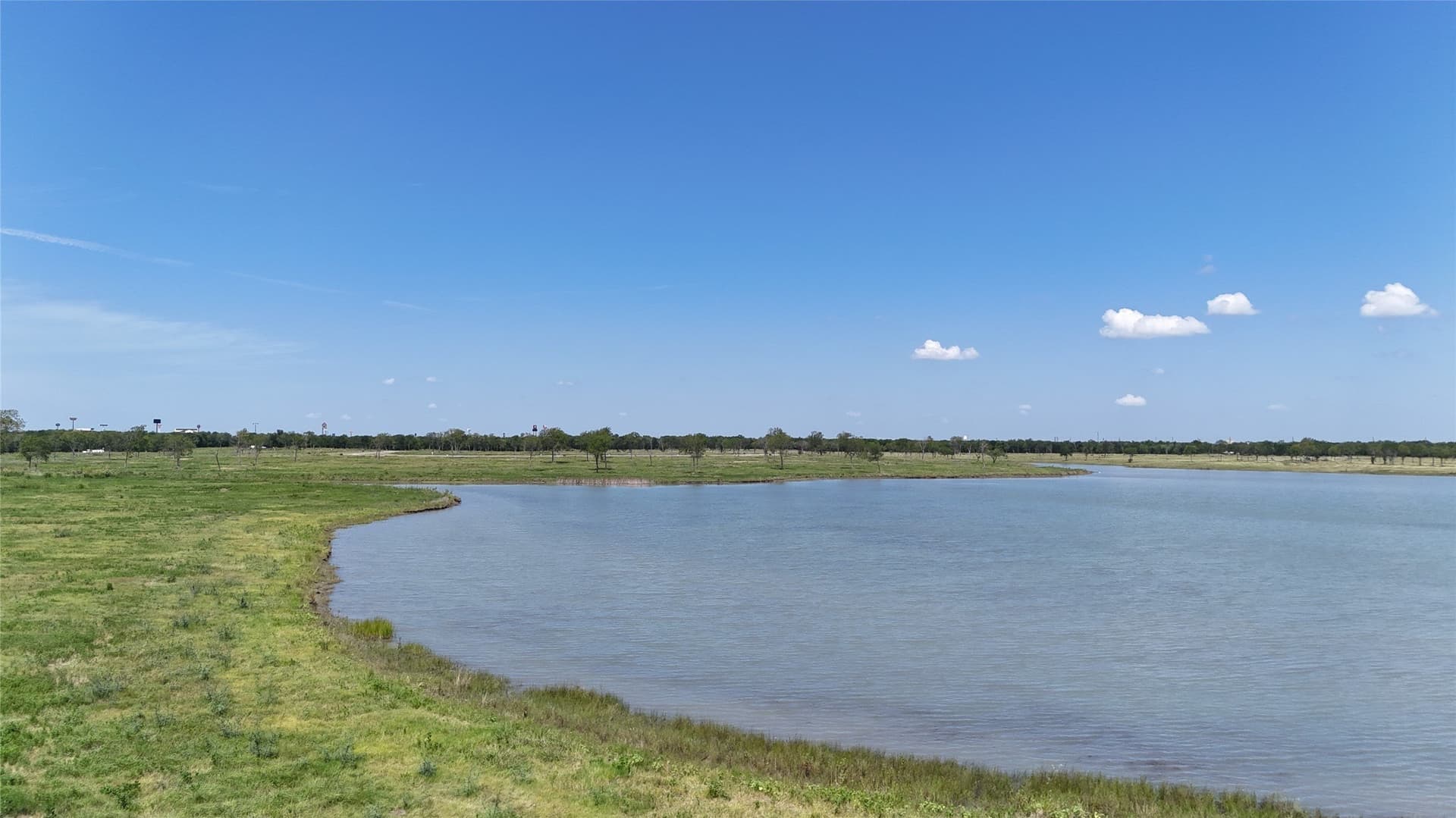 2.45 acres in Navarro County gallery image 2