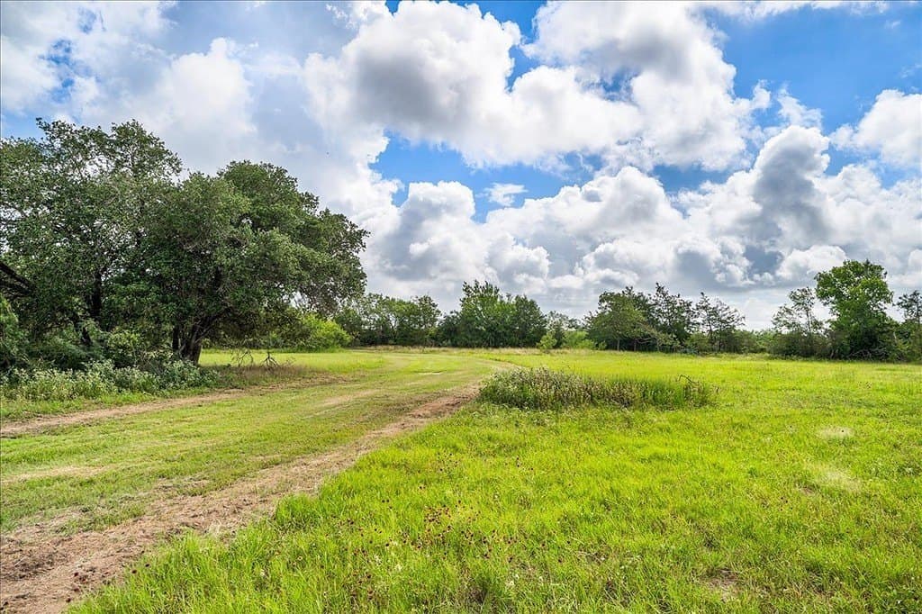 135.94 acres in Fayette County - photo 26