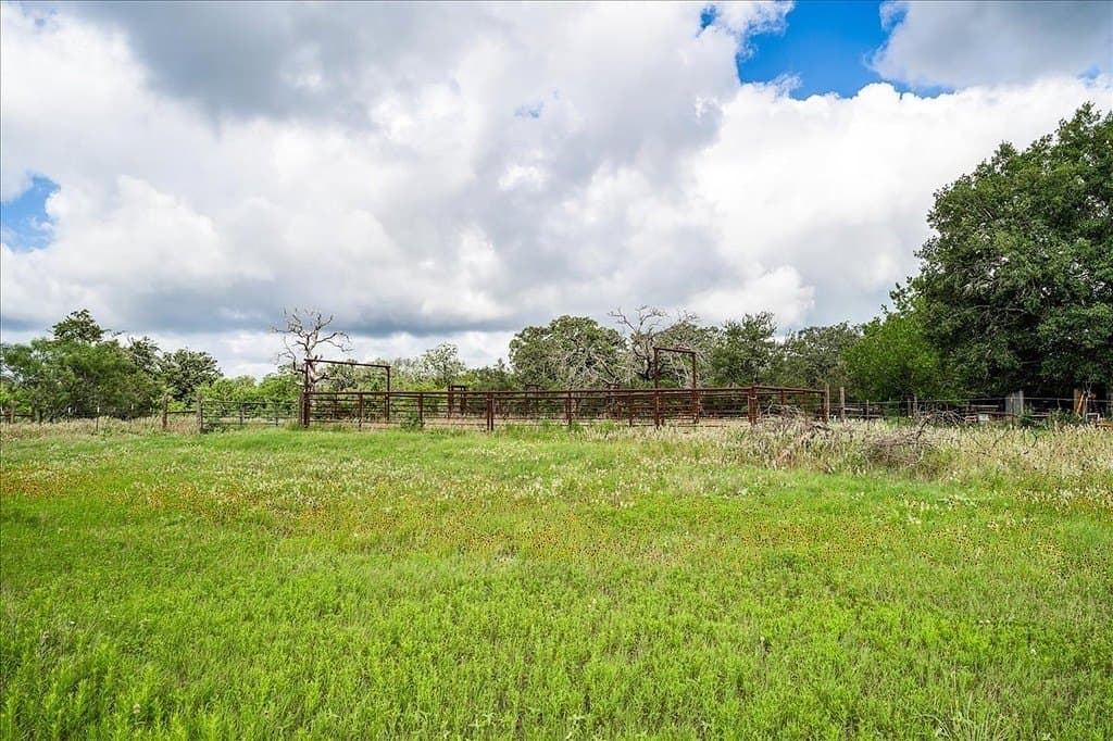 135.94 acres in Fayette County - photo 19