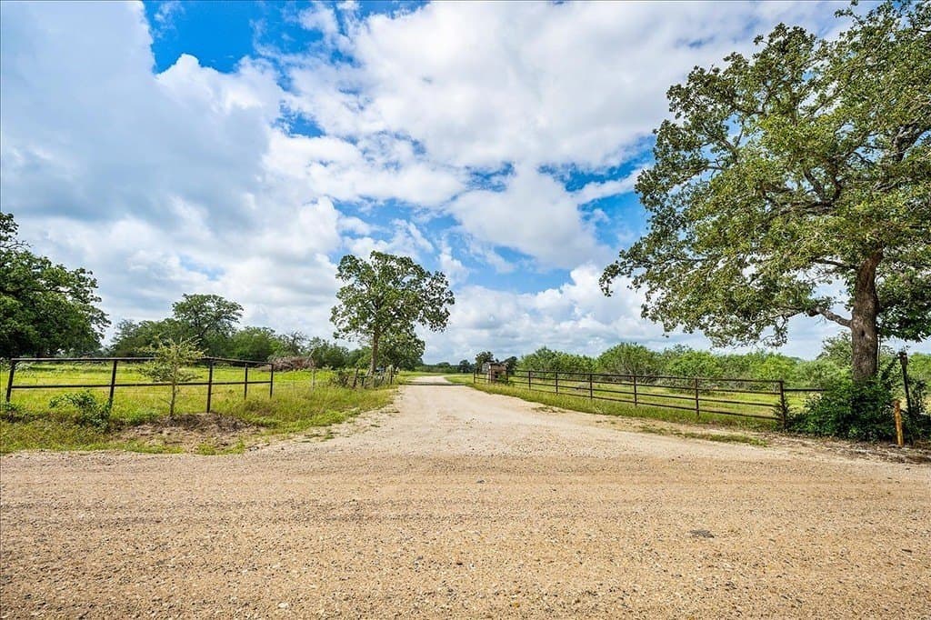 135.94 acres in Fayette County - photo 18