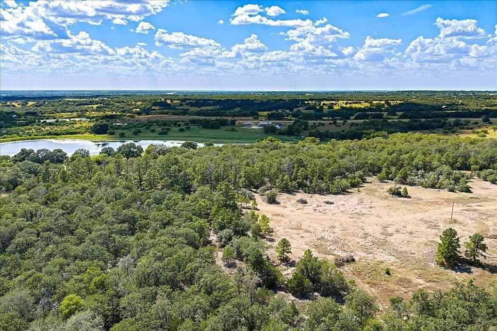14.69 acres in Fayette County - photo 10