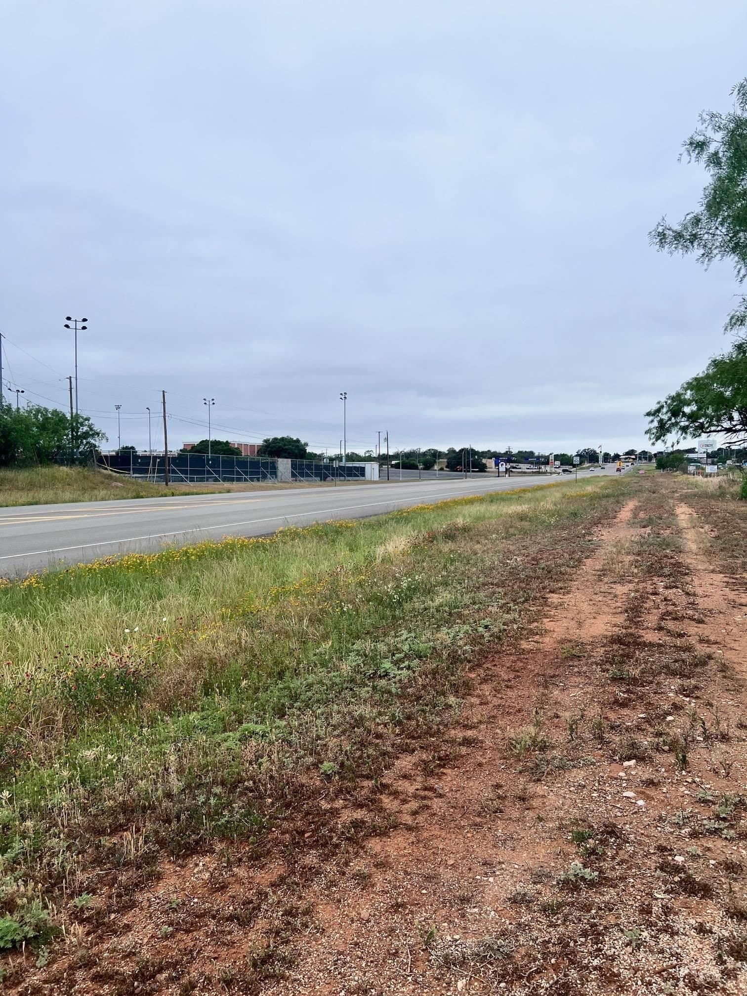 2 acres in Llano County gallery image 3