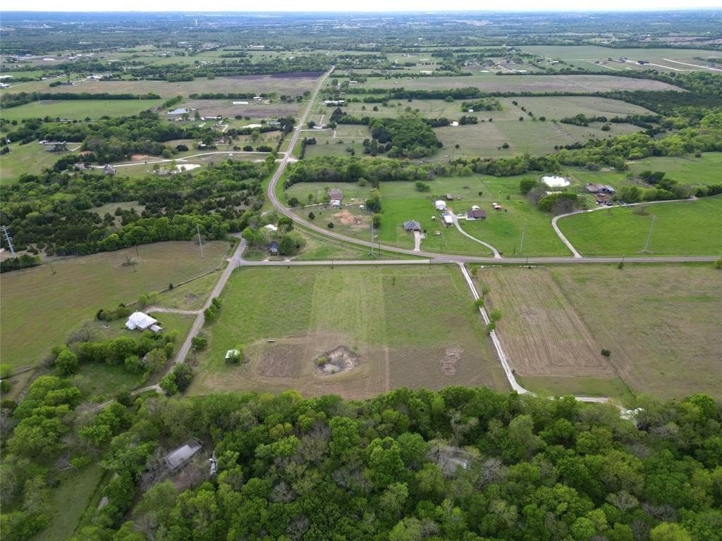 3 acres in Collin County gallery image 3