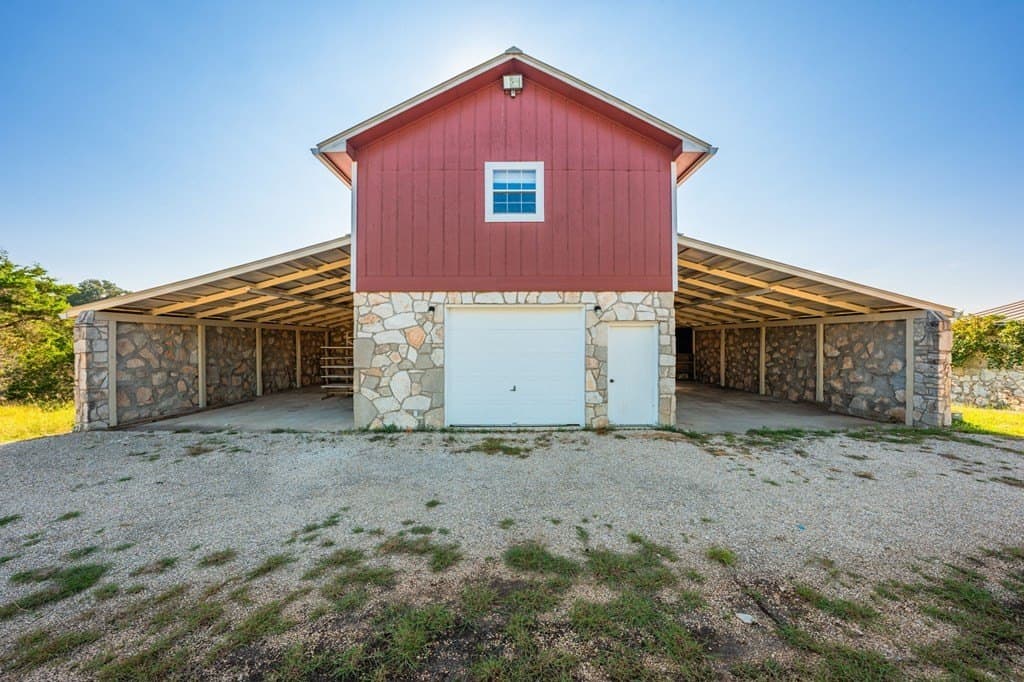 91.28 acres in Kerr County - photo 31