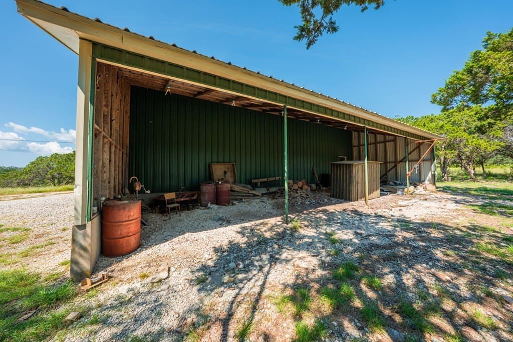 91.28 acres in Kerr County - photo 44