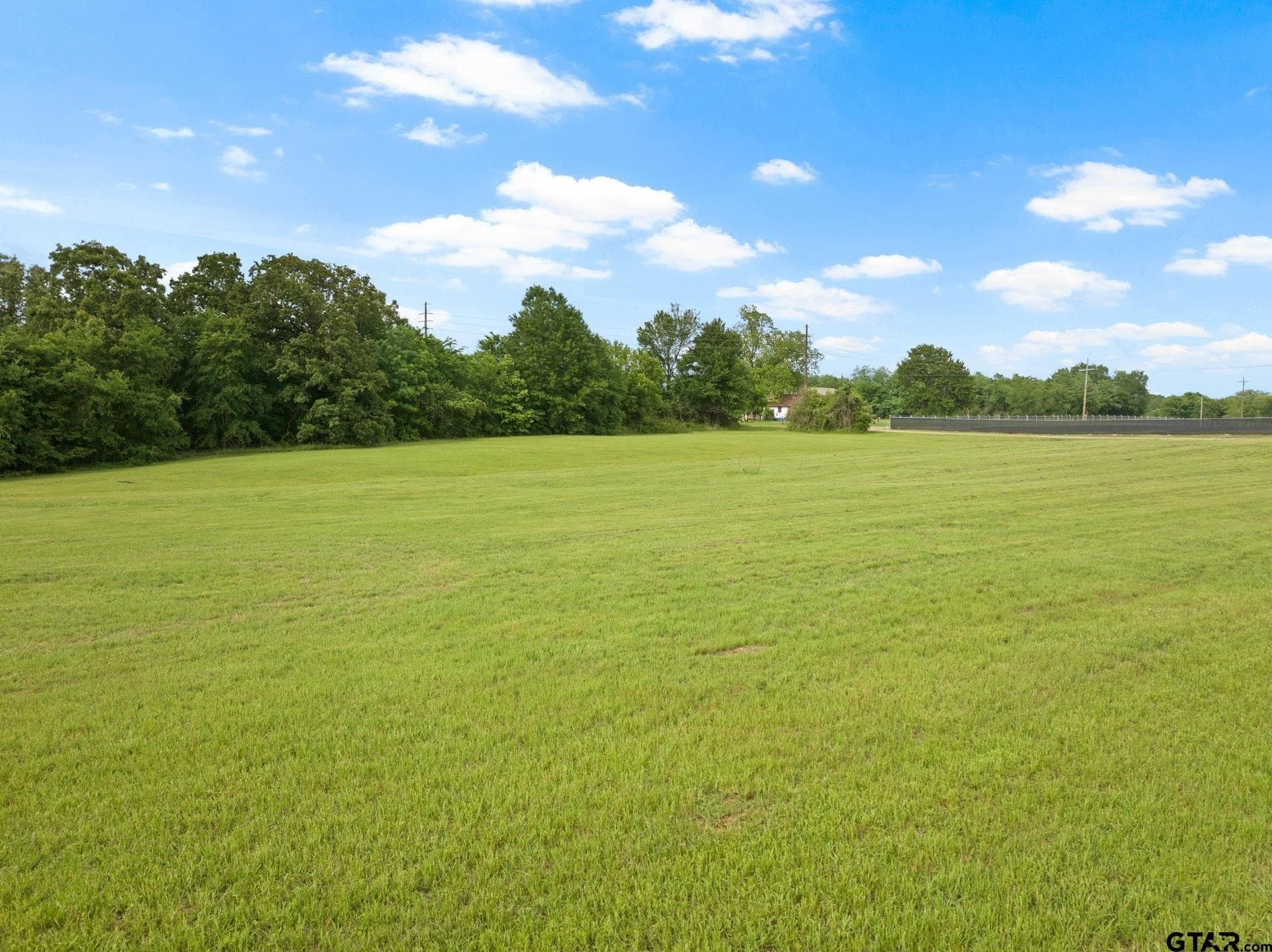 2.48 acres in Titus County gallery image 3