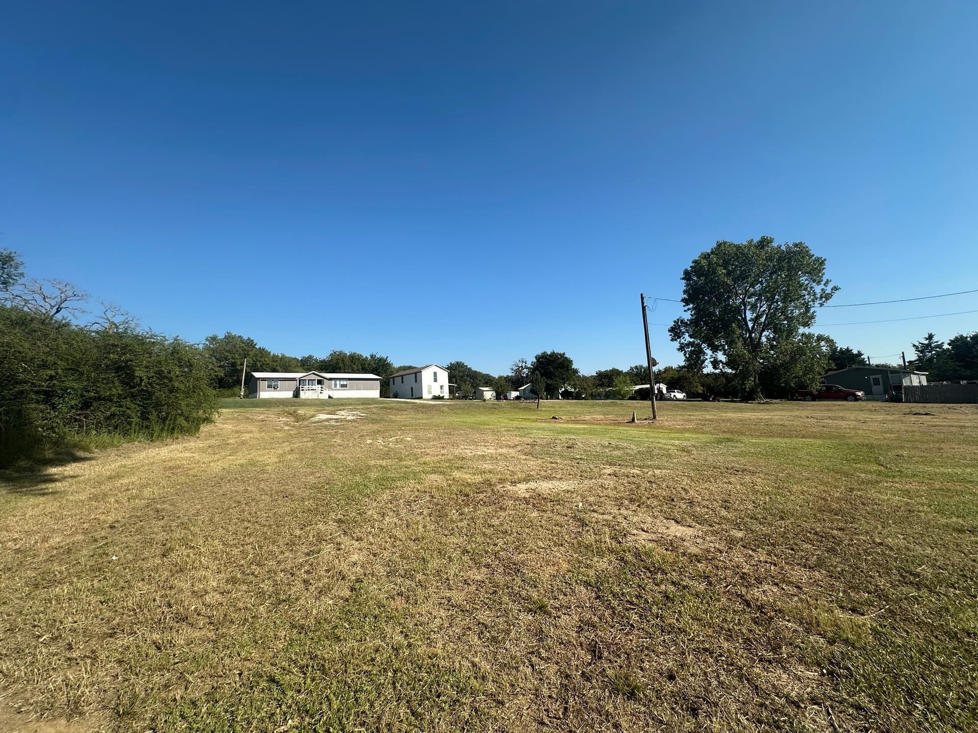 0.5 acres in Cooke County - photo 3