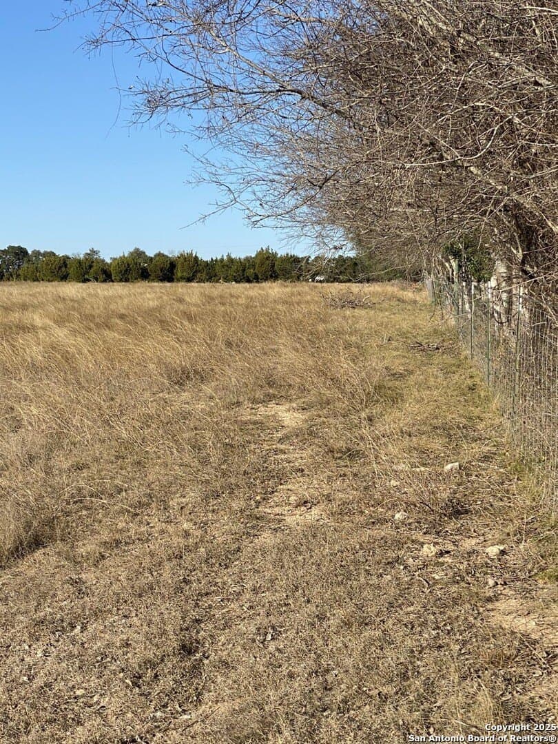 27 acres in Bandera County gallery image 2