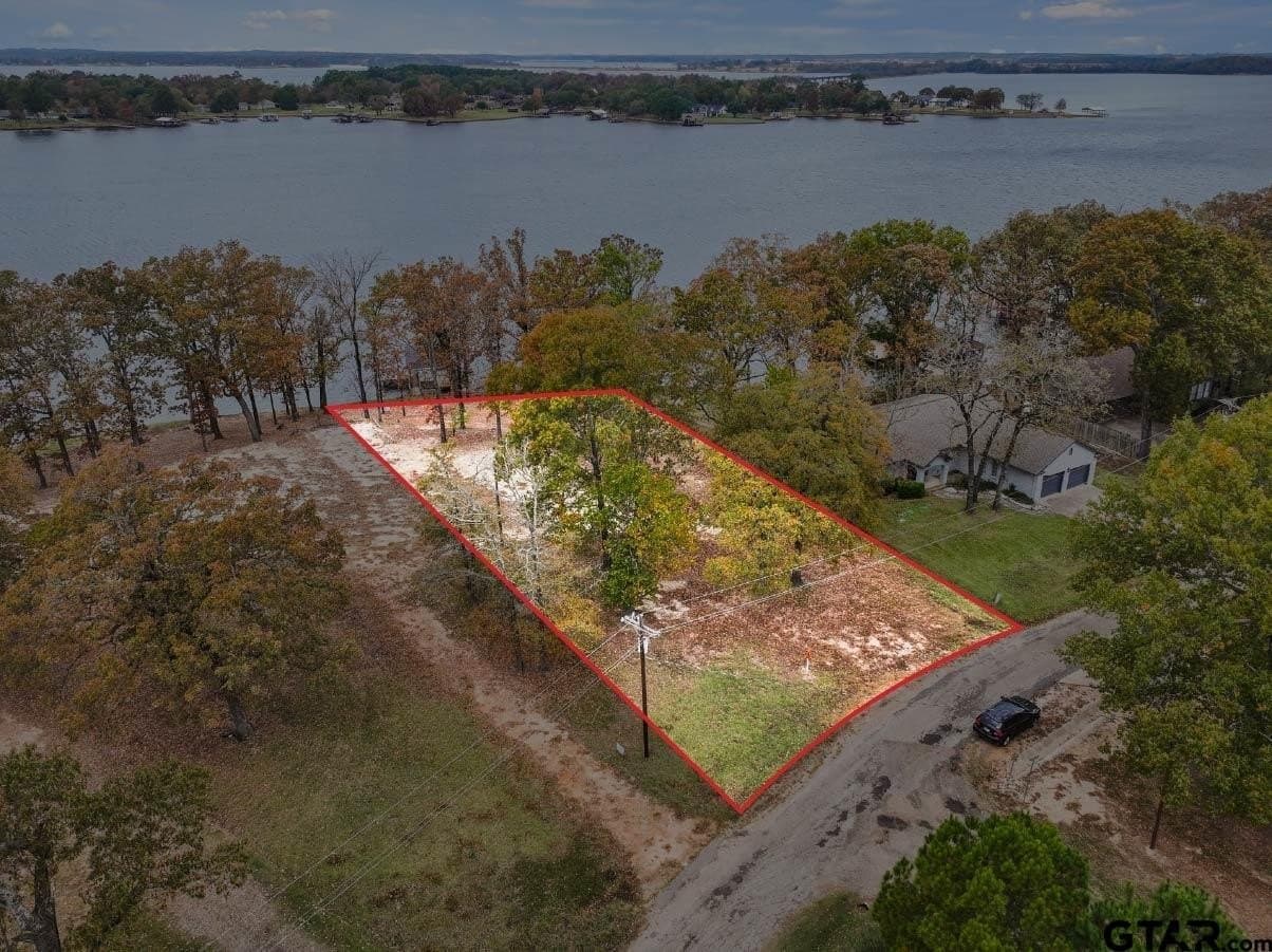 0.51 acres in Camp County