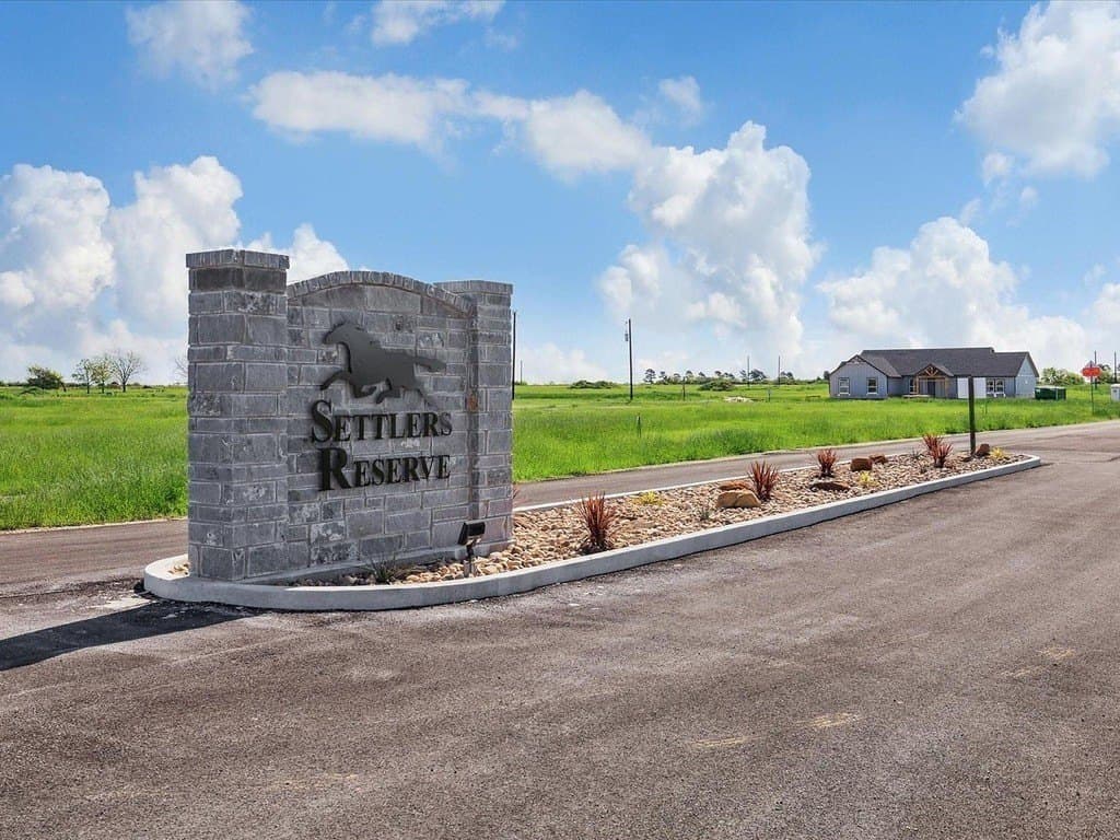 1.12 acres in Colorado County - photo 2