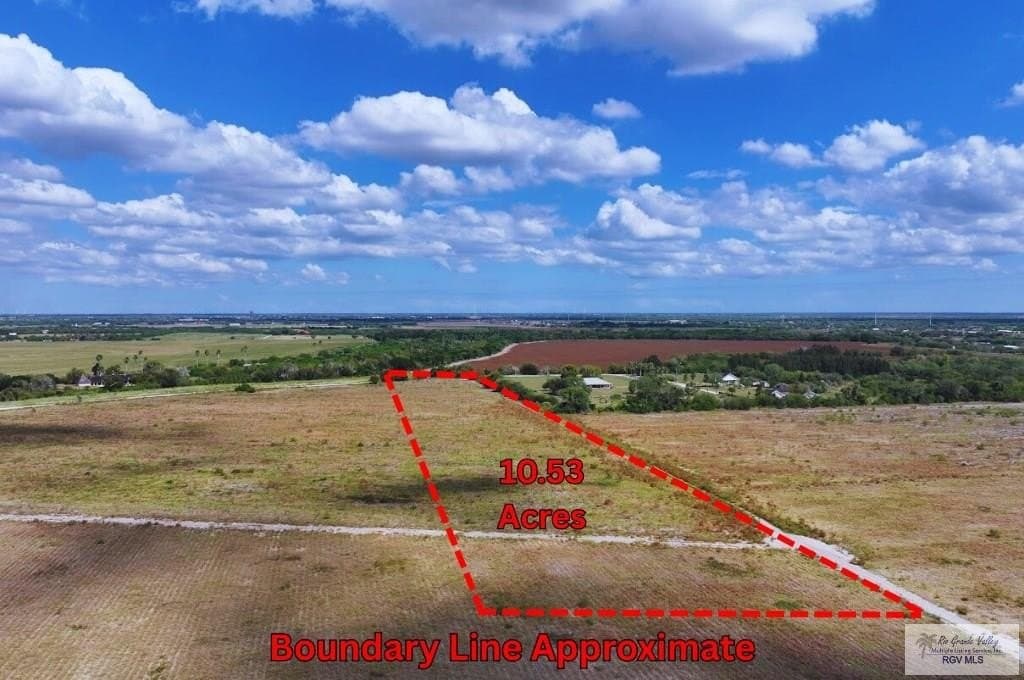 10.53 acres in CAMERON County gallery image 2