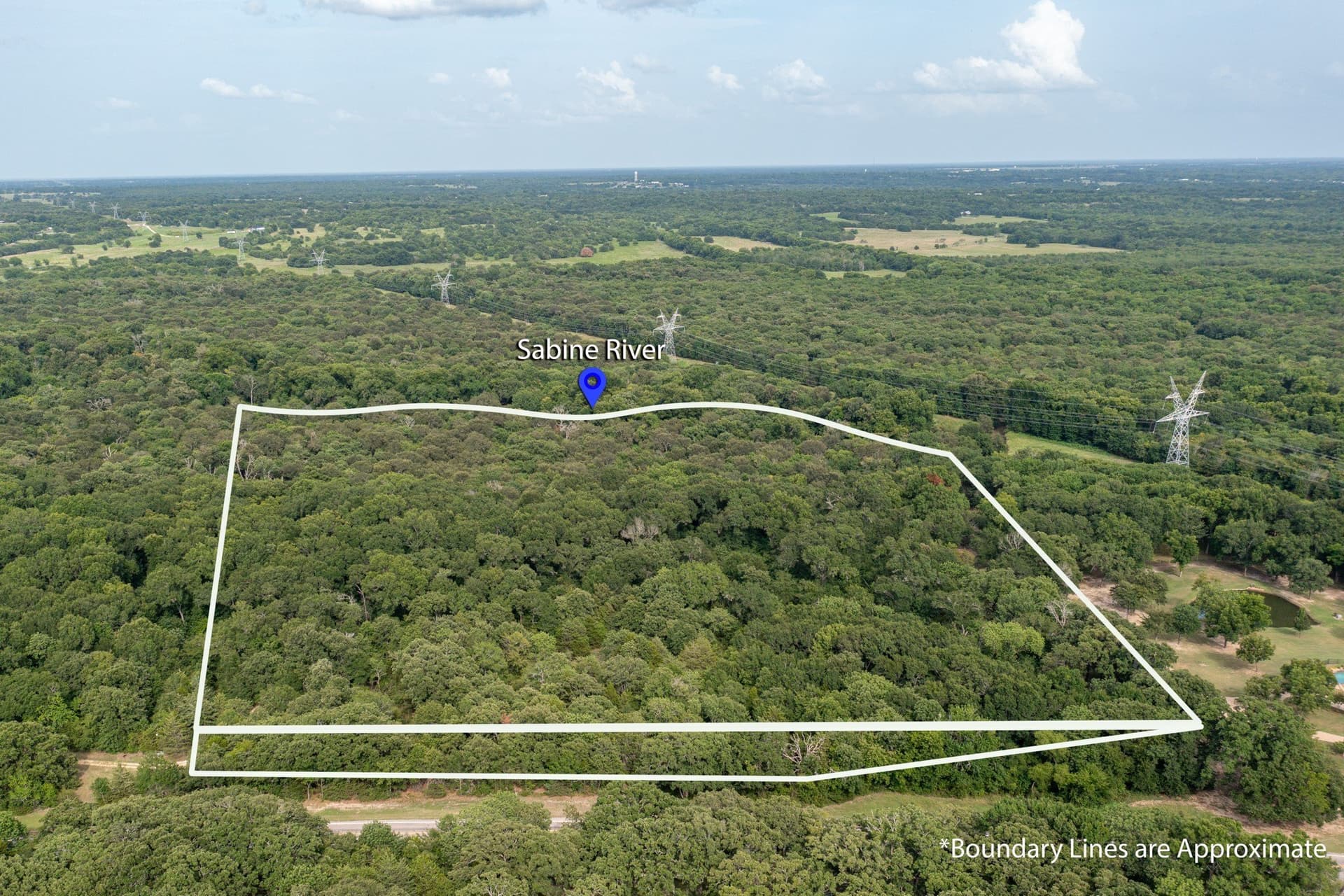 0.76 acres in Hunt County