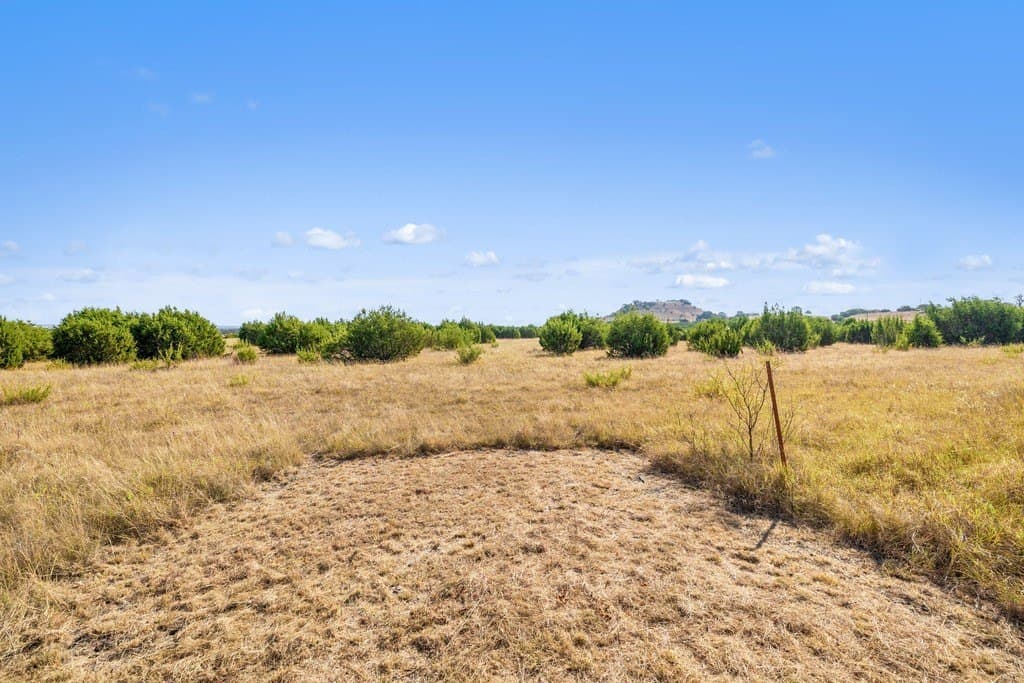 11 acres in Bosque County - photo 3