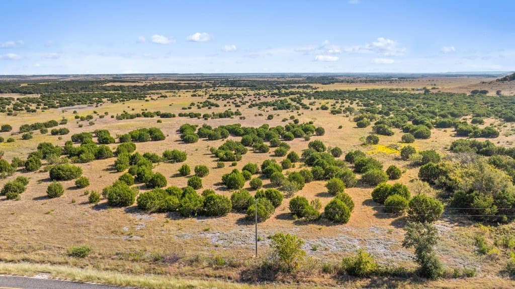 11 acres in Bosque County - photo 4