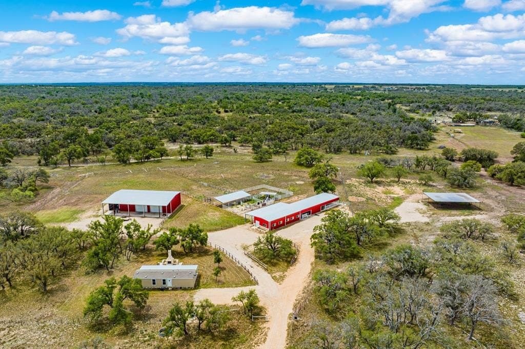 117 acres in Gillespie County