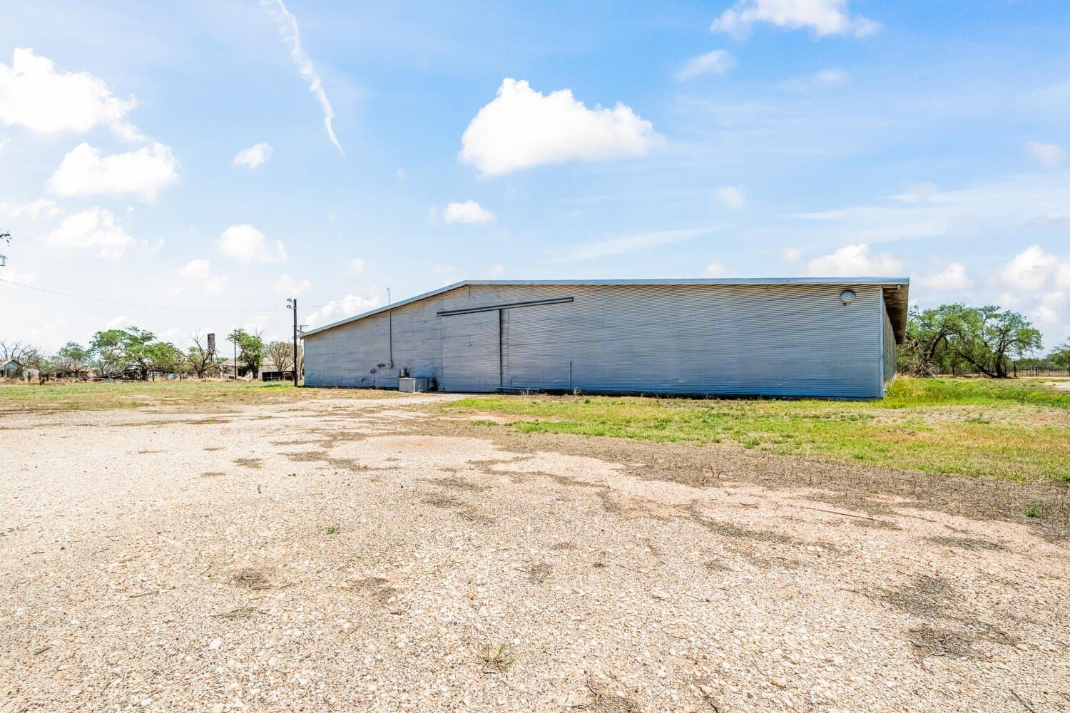 31.9 acres in Lamb County featured view