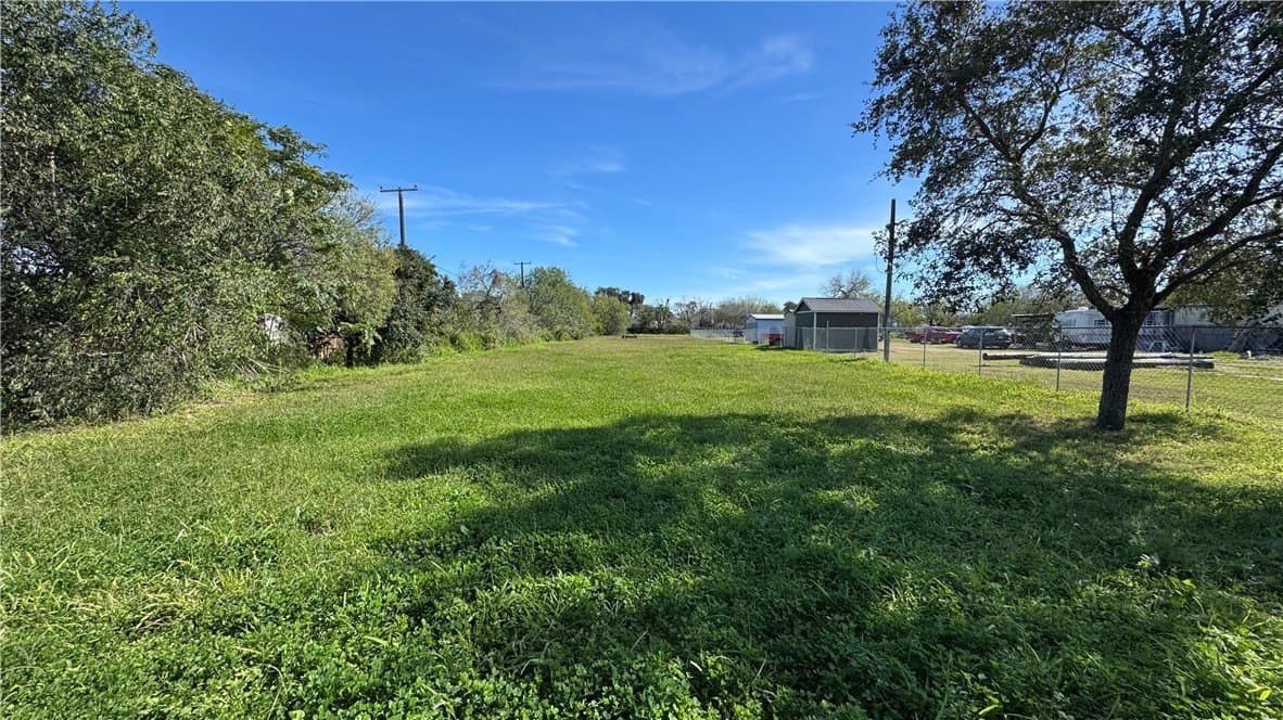 0.53 acres in Nueces County