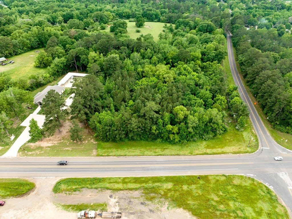 2.74 acres in HOUSTON County - photo 4