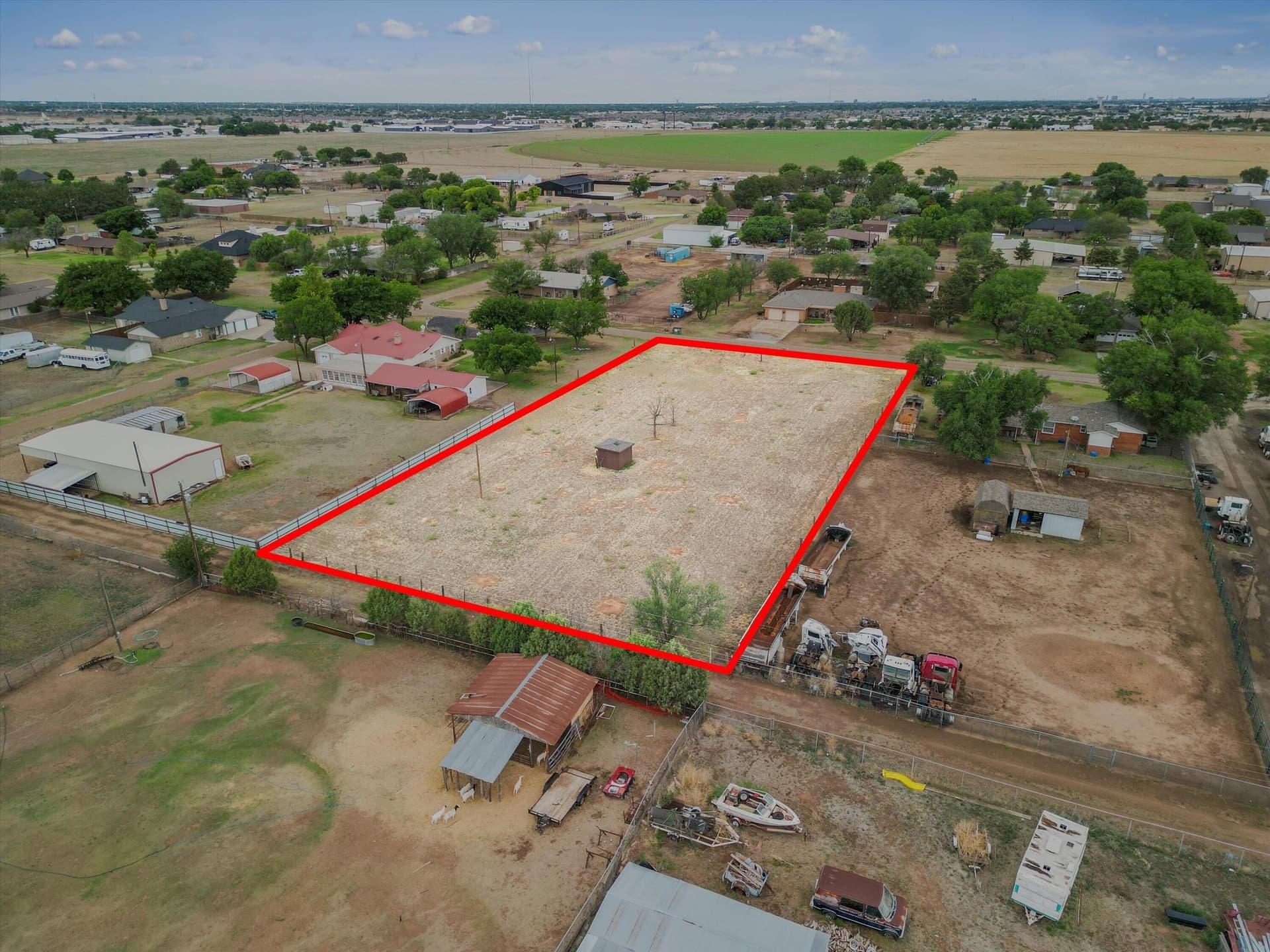 1.05 acres in Lubbock County gallery image 2